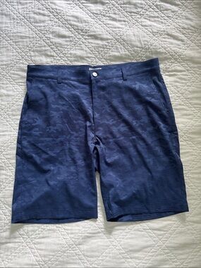 Peter Millar navy camo performance shorts